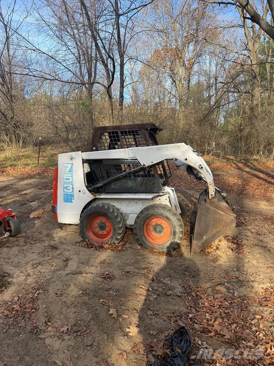 Bobcat 753 Skid steer loaders