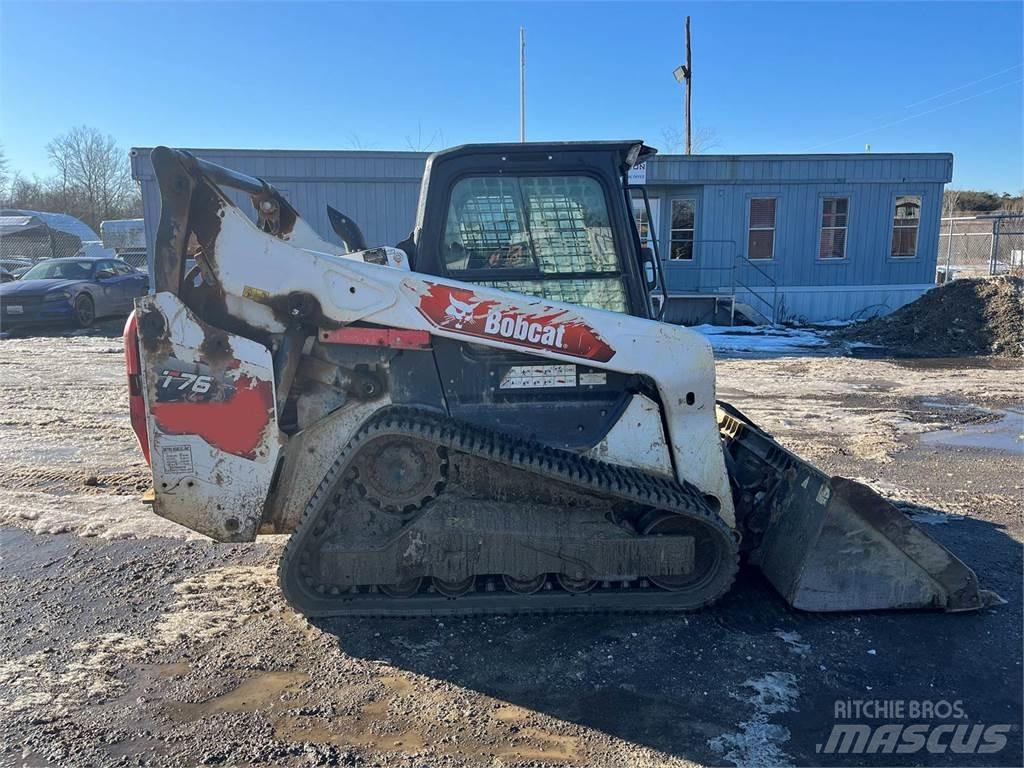 Bobcat T76 Skid steer loaders