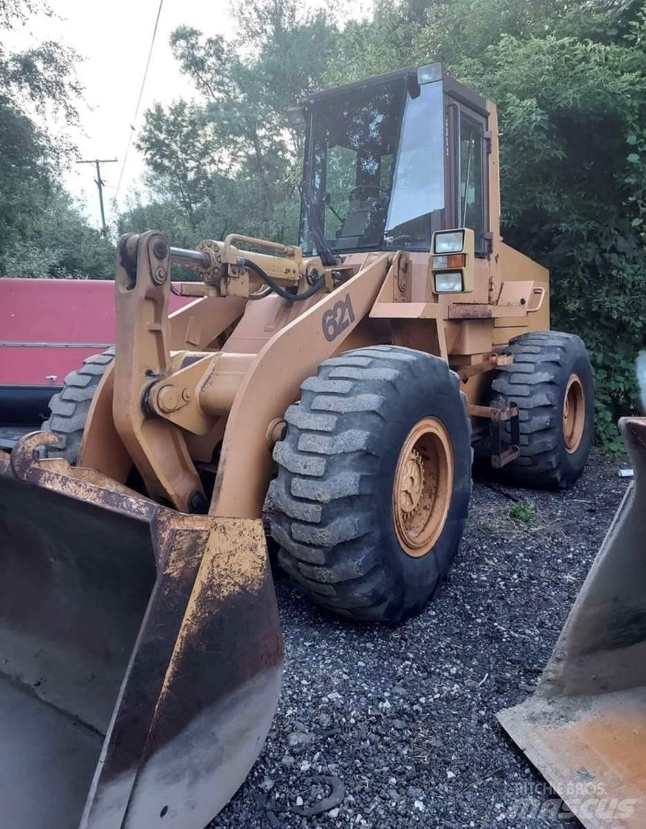 CASE 621 Wheel loaders
