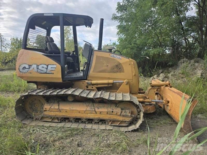 CASE 650L Crawler dozers