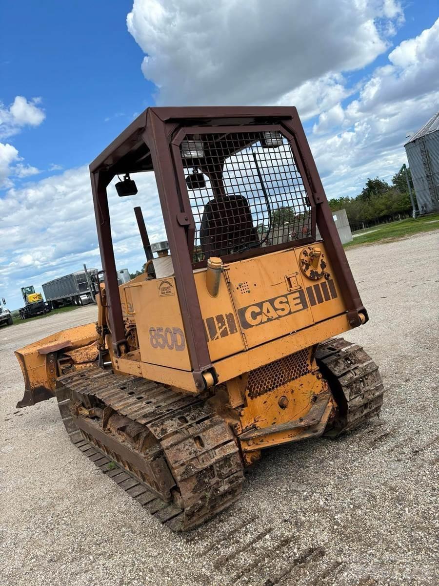 CASE 850D Crawler dozers