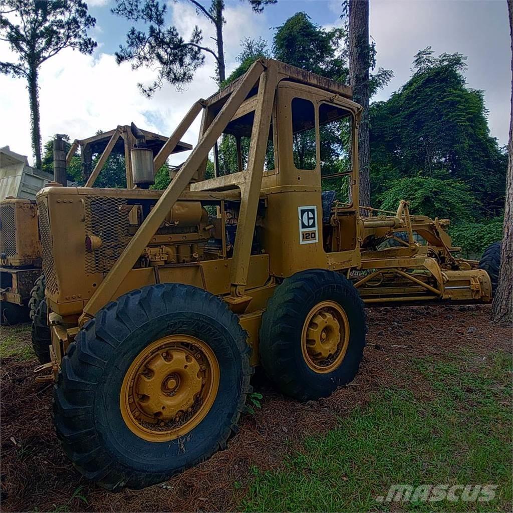 CAT 120 Graders