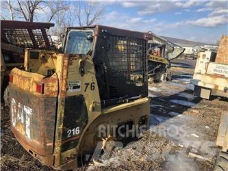 CAT 216B Skid steer loaders