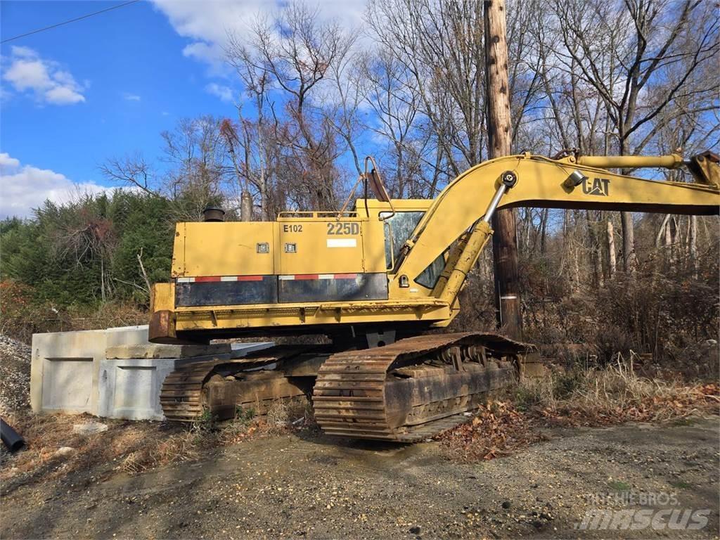 CAT 225D Crawler excavators