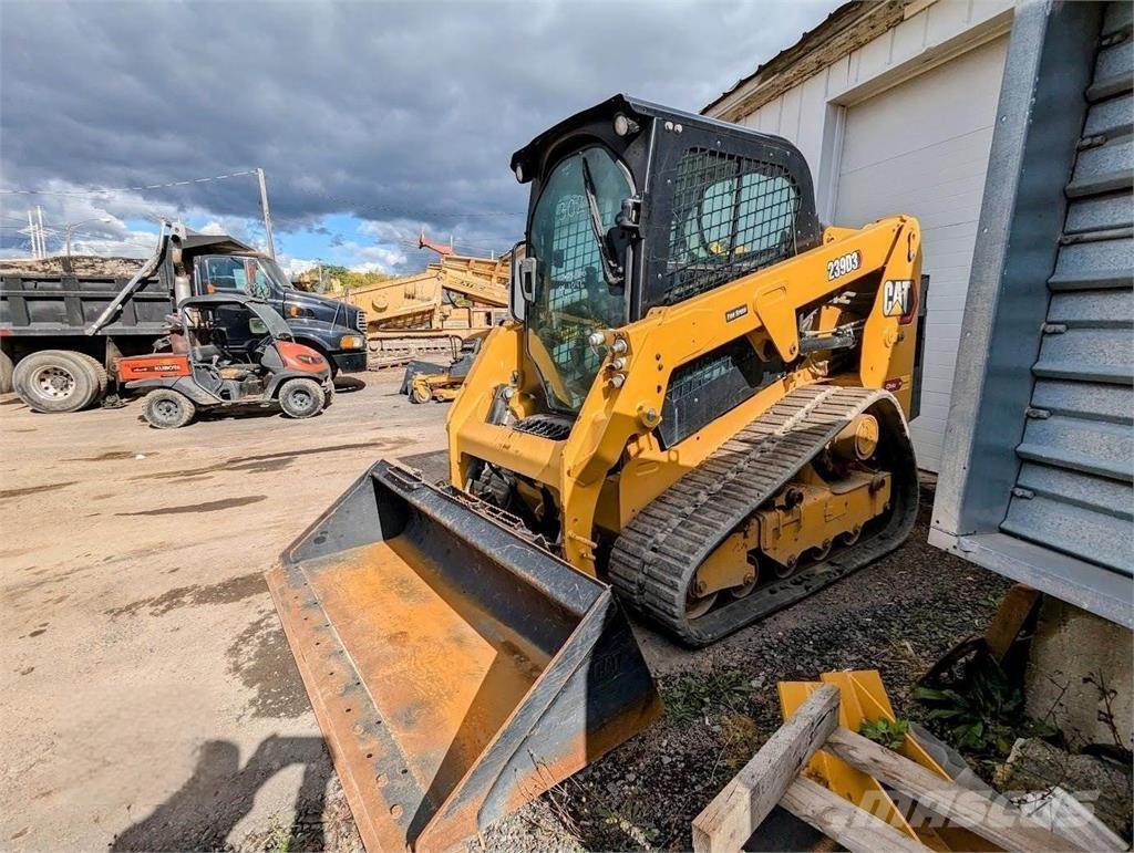 CAT 239D3 Skid steer loaders