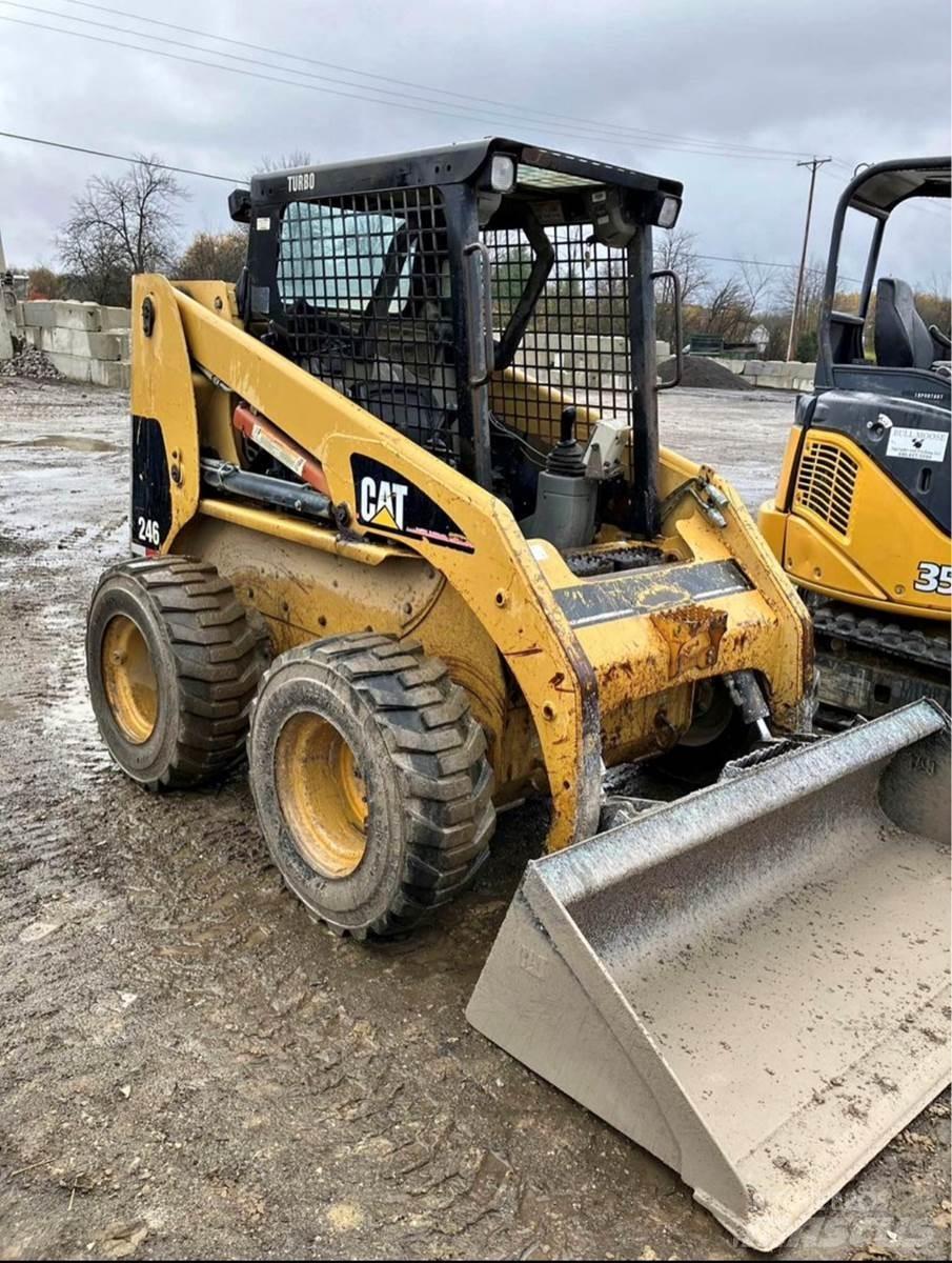 CAT 246 Skid steer loaders