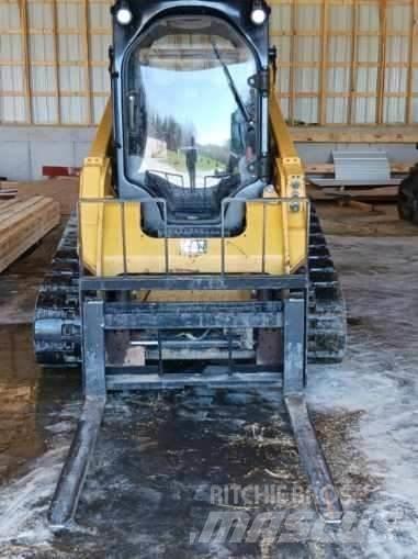 CAT 259D Skid steer loaders