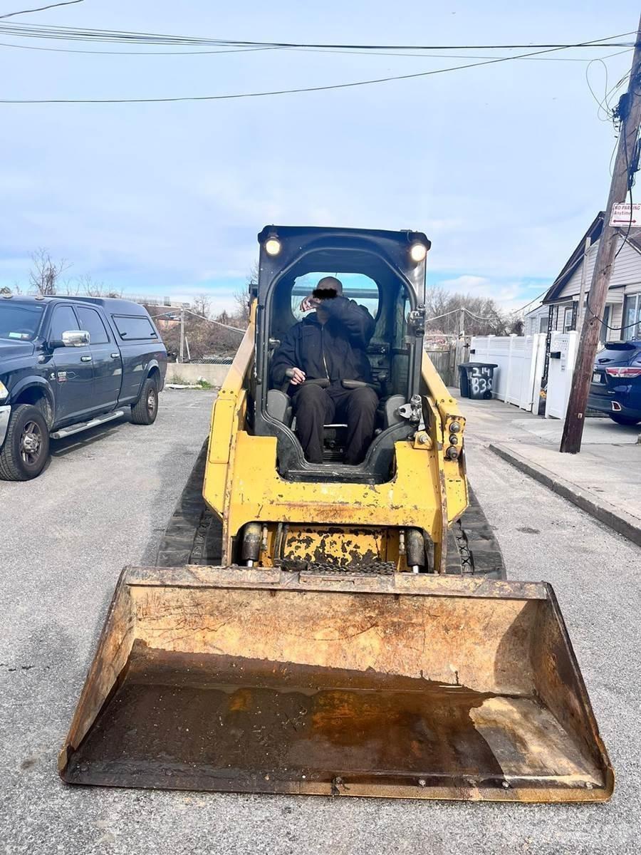CAT 259D Skid steer loaders