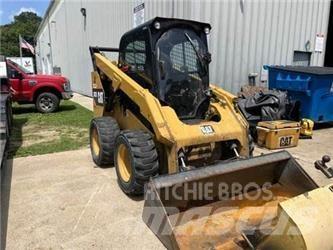 CAT 262D Skid steer loaders