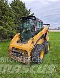 CAT 262D3 Skid steer loaders