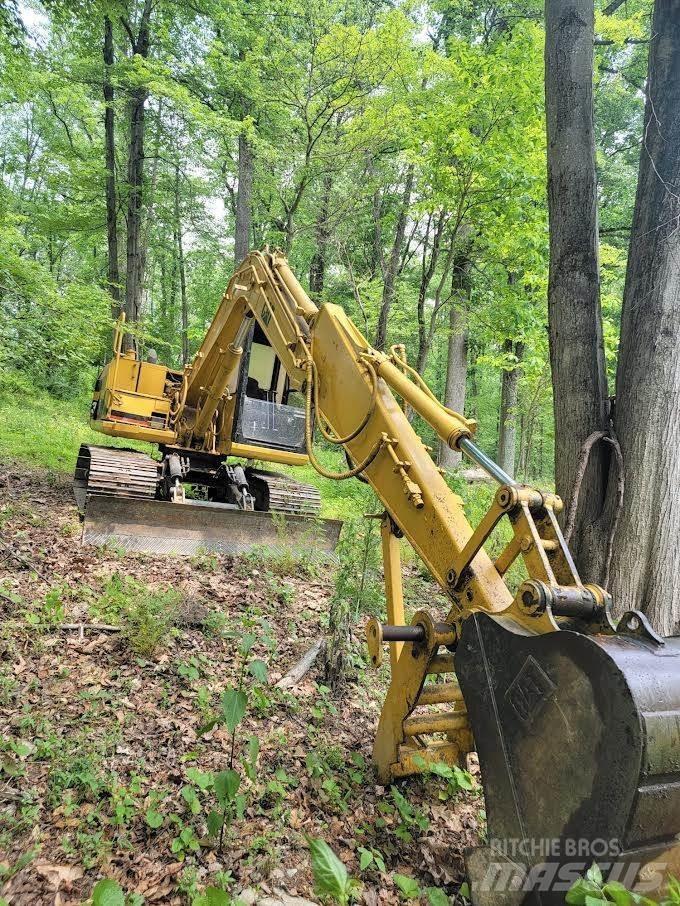 CAT 307 Crawler excavators