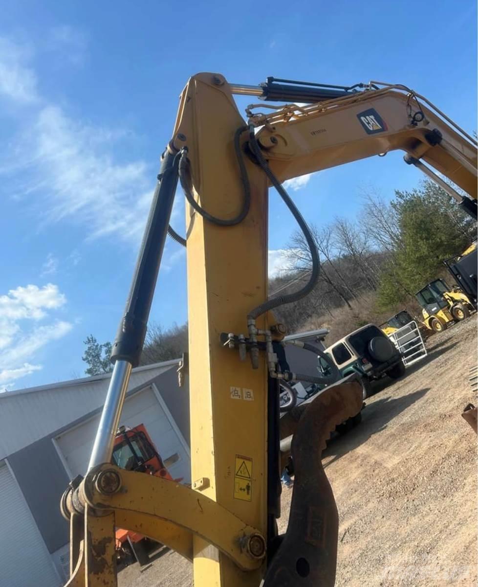 CAT 310 Crawler excavators