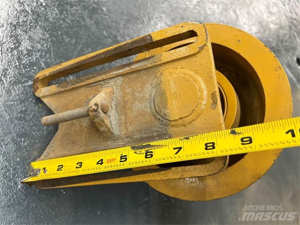 CAT 3208 Other components