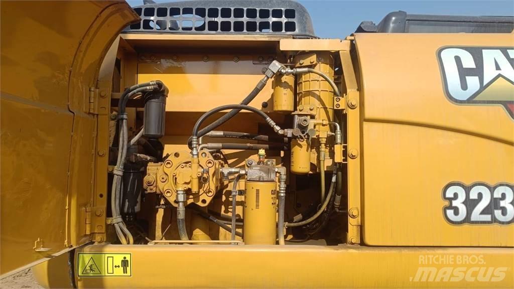 CAT 323D3 Crawler excavators
