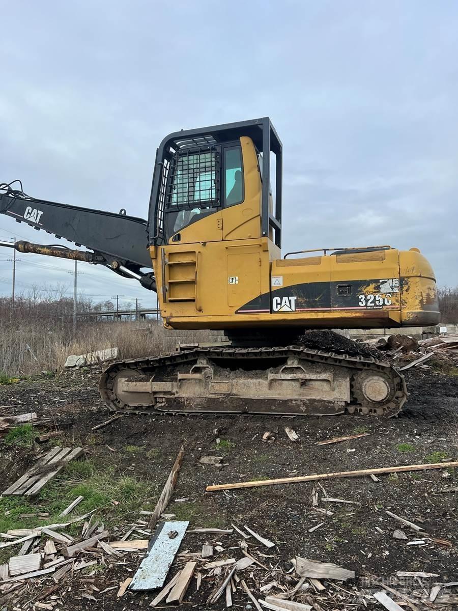 CAT 325C Knuckle boom loaders