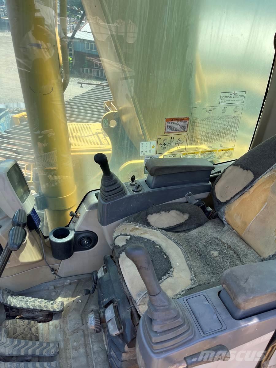CAT 325CL Crawler excavators