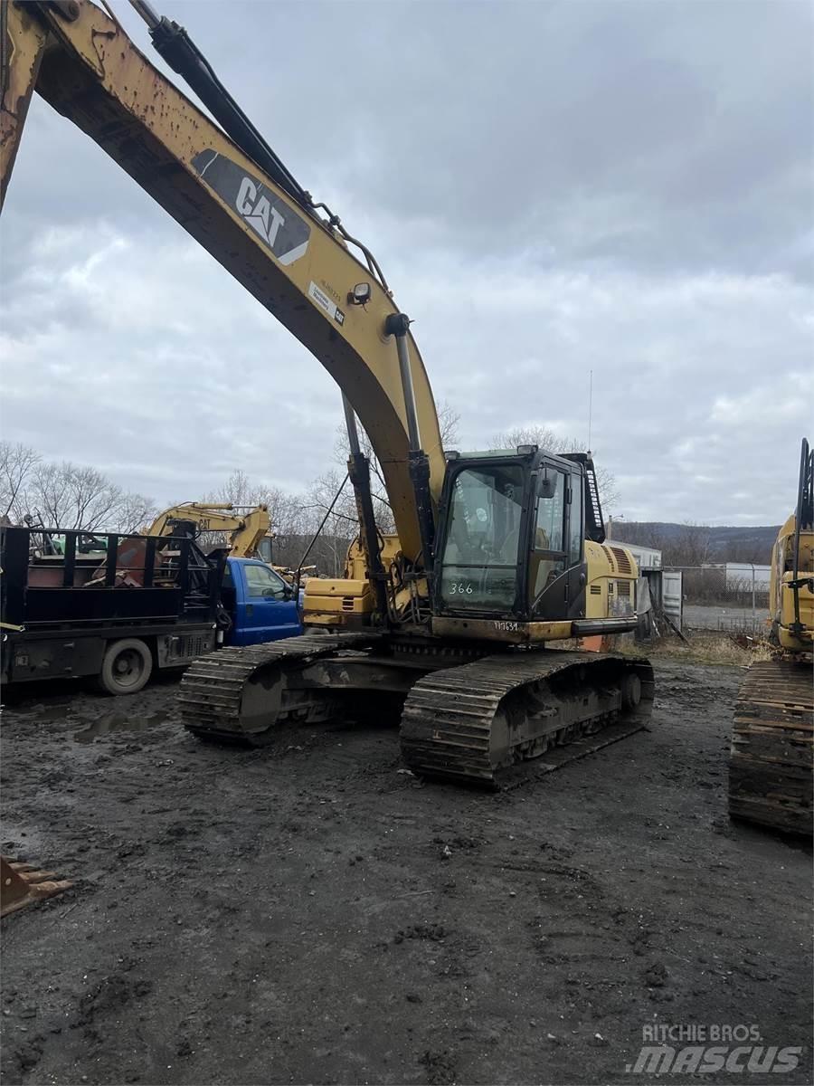 CAT 329DL Crawler excavators
