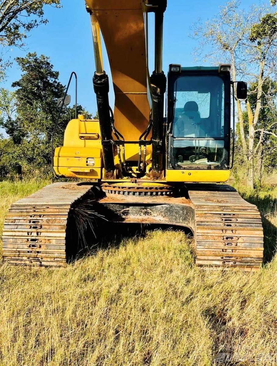 CAT 330DL Crawler excavators