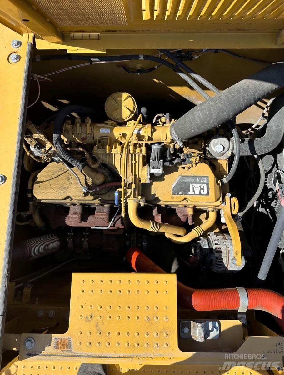 CAT 330GC Crawler excavators