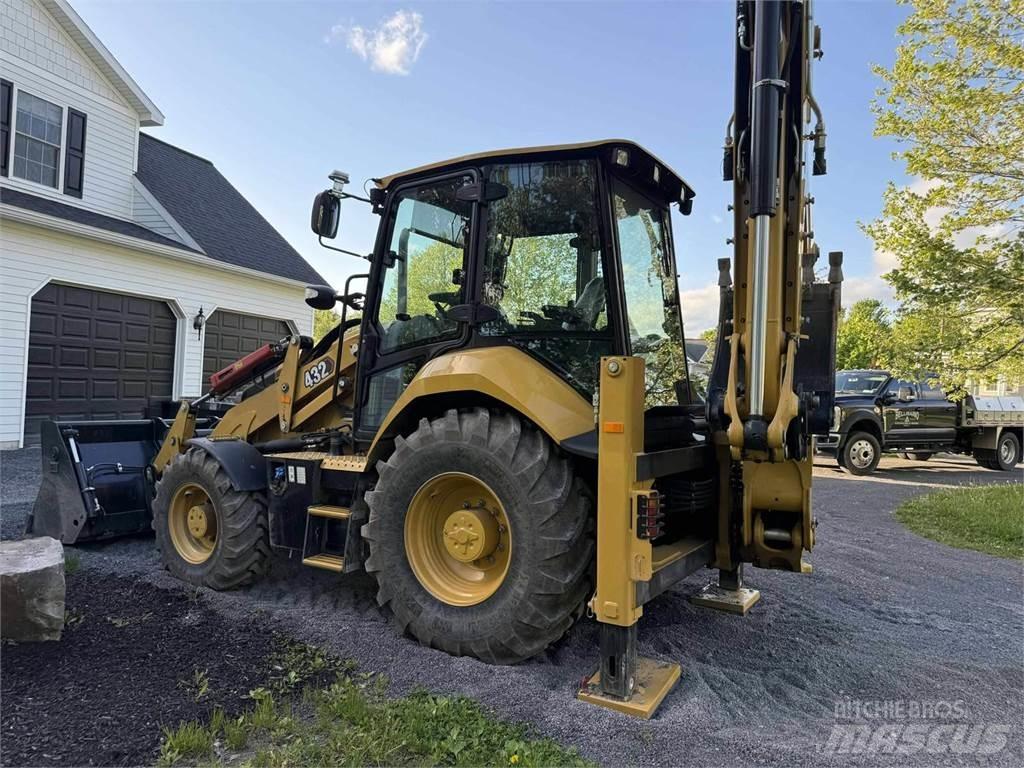 CAT 432 Backhoe