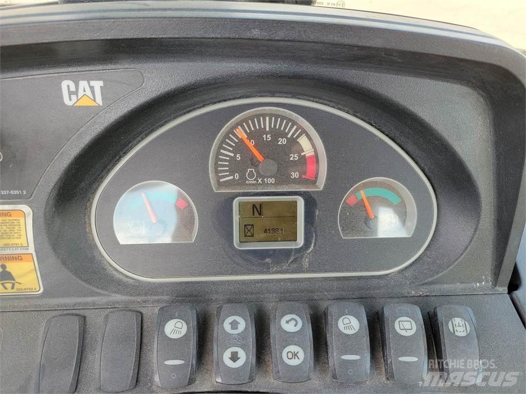 CAT 450F Backhoe