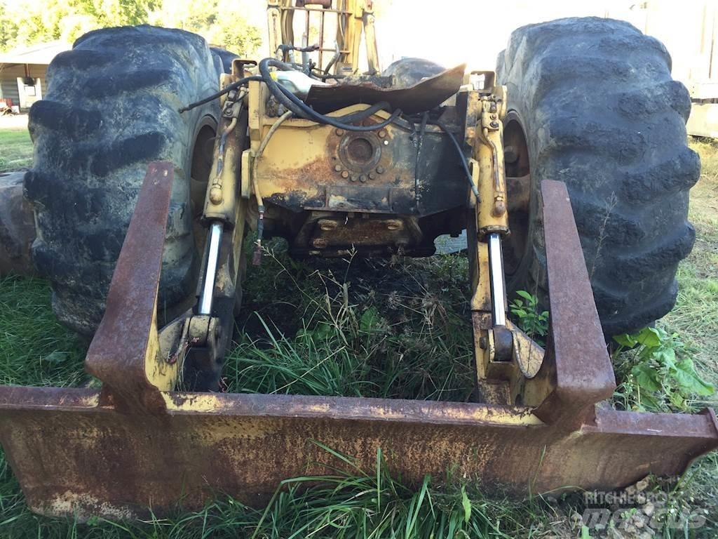 CAT 515 Skidders