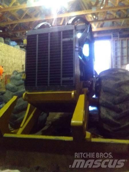 CAT 525C Skidders