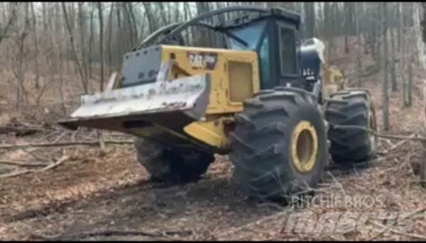 CAT 525D Skidders