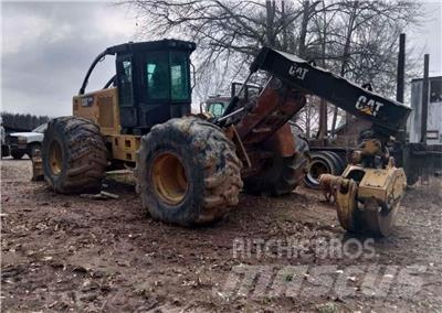 CAT 525D Skidders