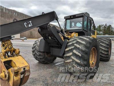 CAT 535C Skidders