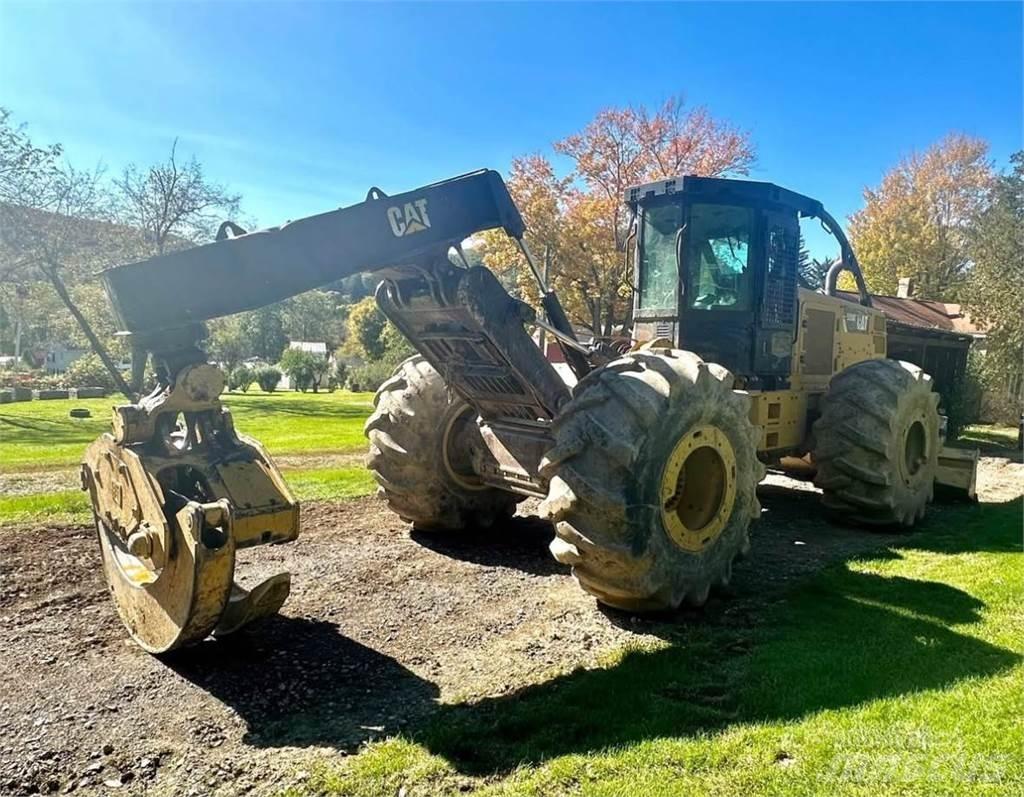 CAT 535D Skidders