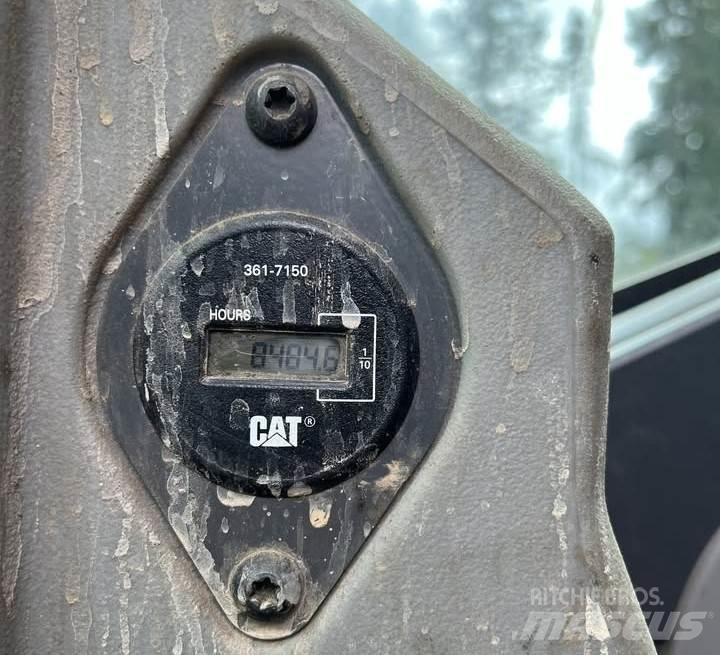 CAT 568 LL Knuckle boom loaders