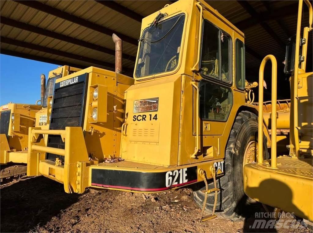 CAT 621E Scrapers
