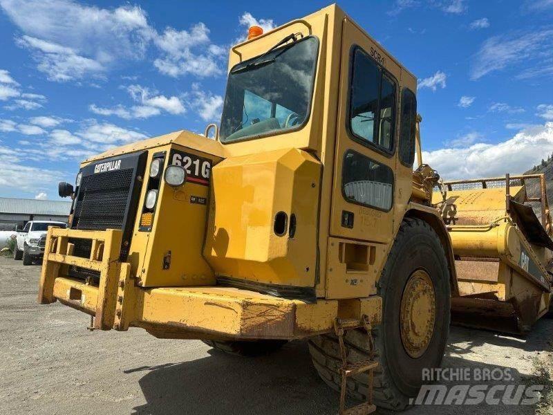 CAT 621G Scrapers