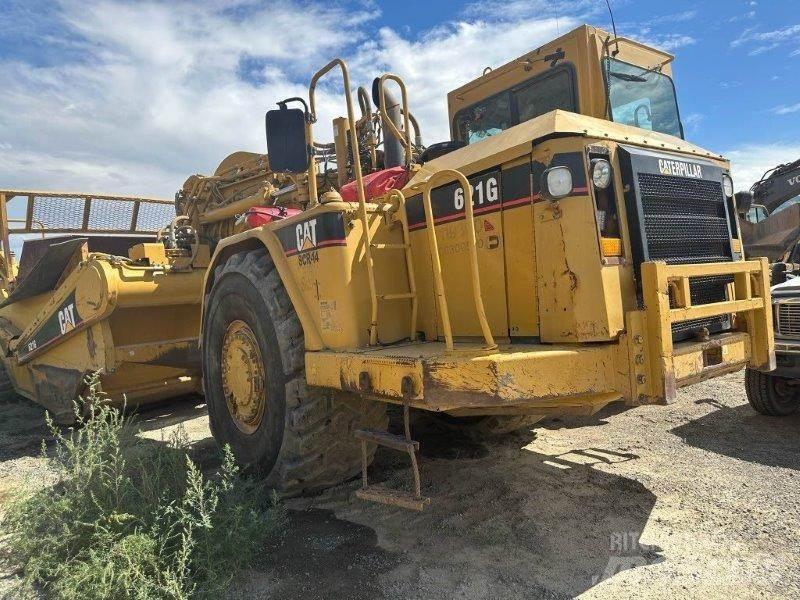 CAT 621G Scrapers