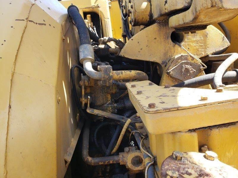 CAT 631D Scrapers