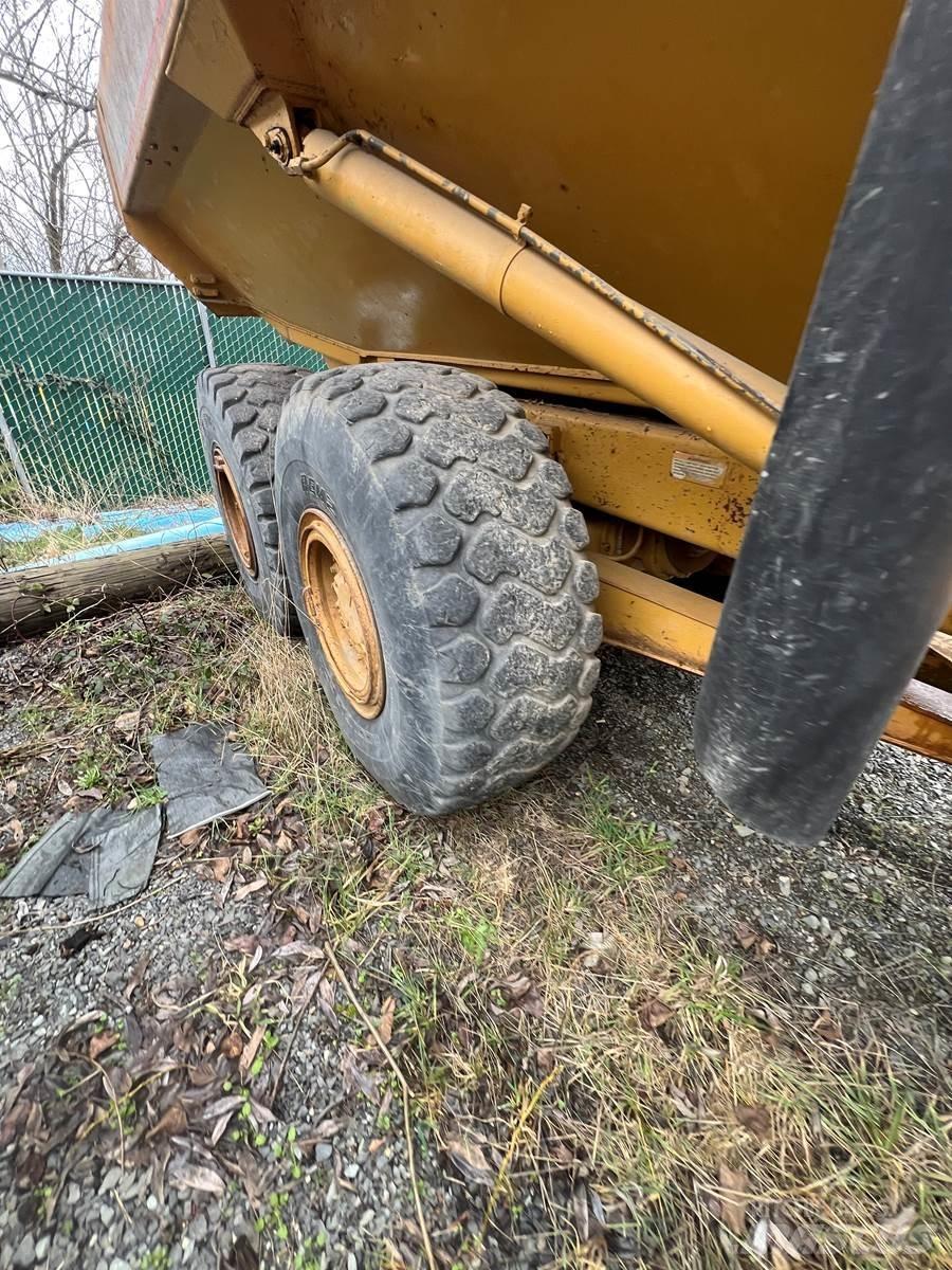 CAT 730 Articulated Haulers