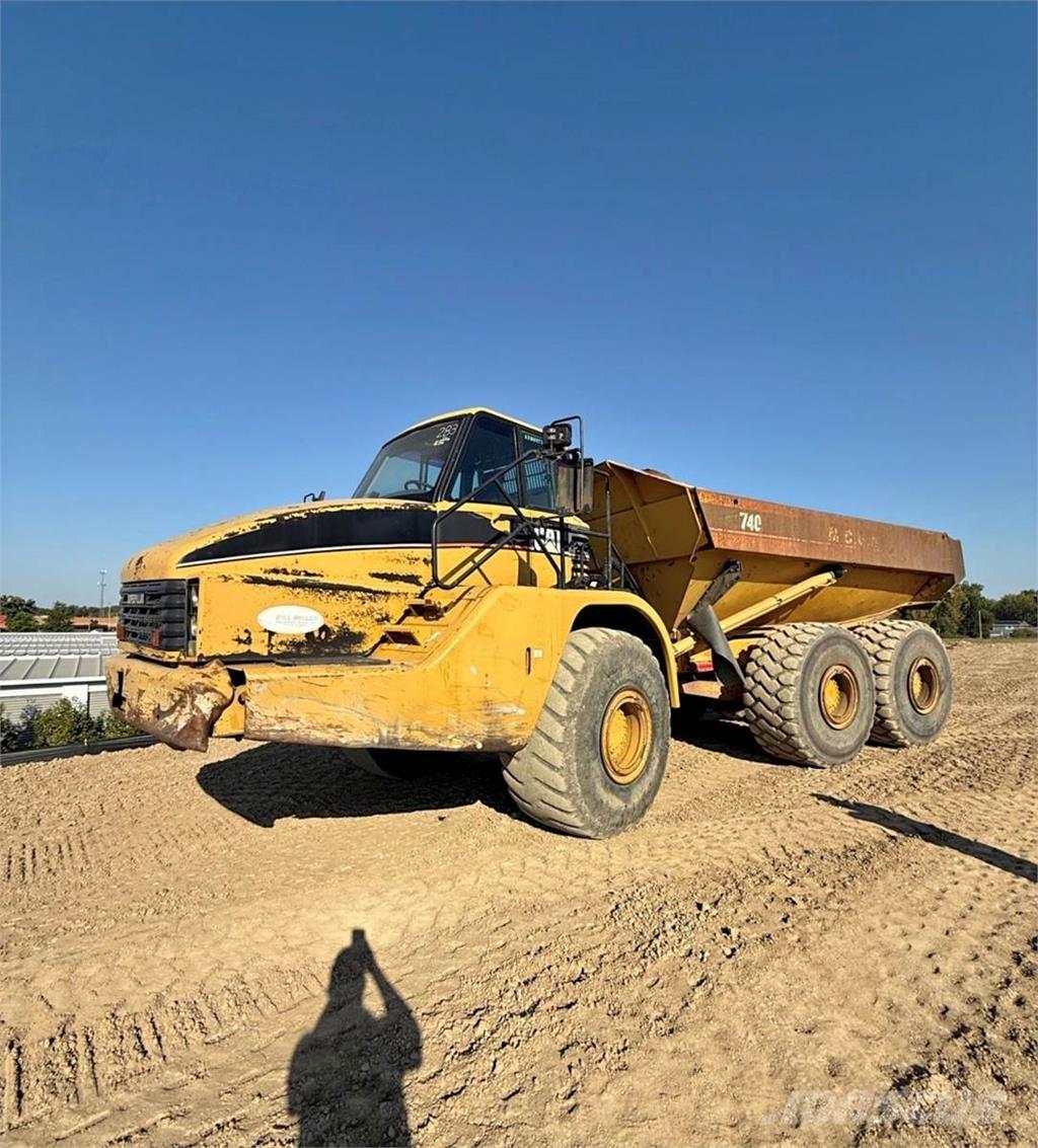 CAT 740B Articulated Haulers