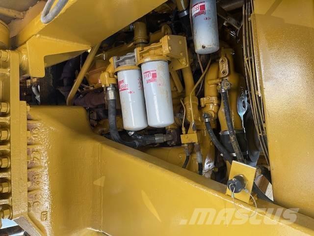 CAT 769C Tanker trucks