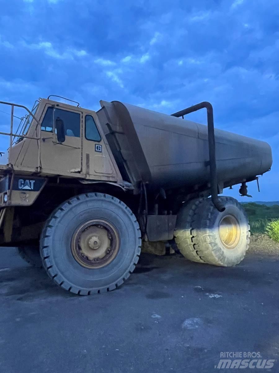 CAT 773B Tanker trucks