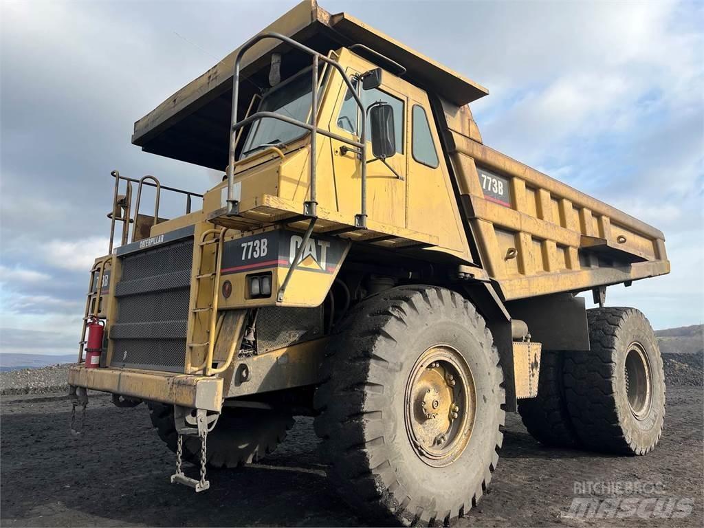 CAT 773B Articulated Haulers
