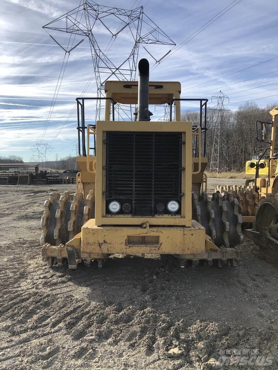 CAT 815B Soil compactors