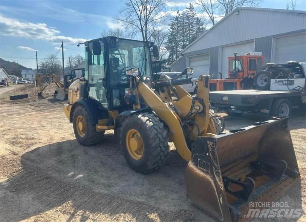 CAT 906M Wheel loaders