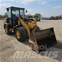 CAT 906M Wheel loaders