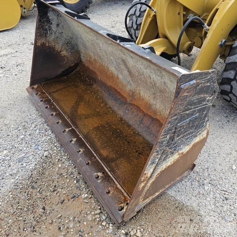 CAT 906M Wheel loaders