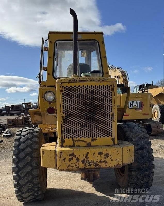 CAT 930 Wheel loaders