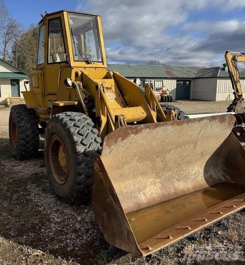 CAT 930 Wheel loaders