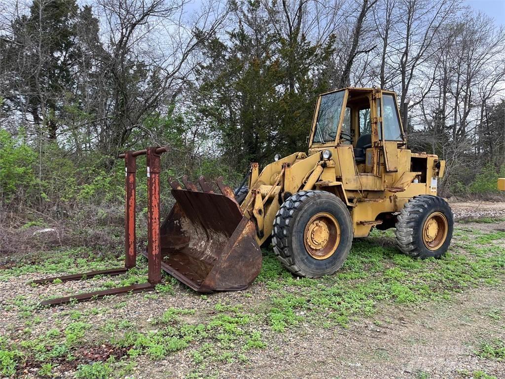 CAT 930 Wheel loaders