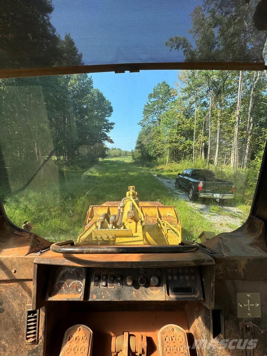 CAT 963C Crawler loaders