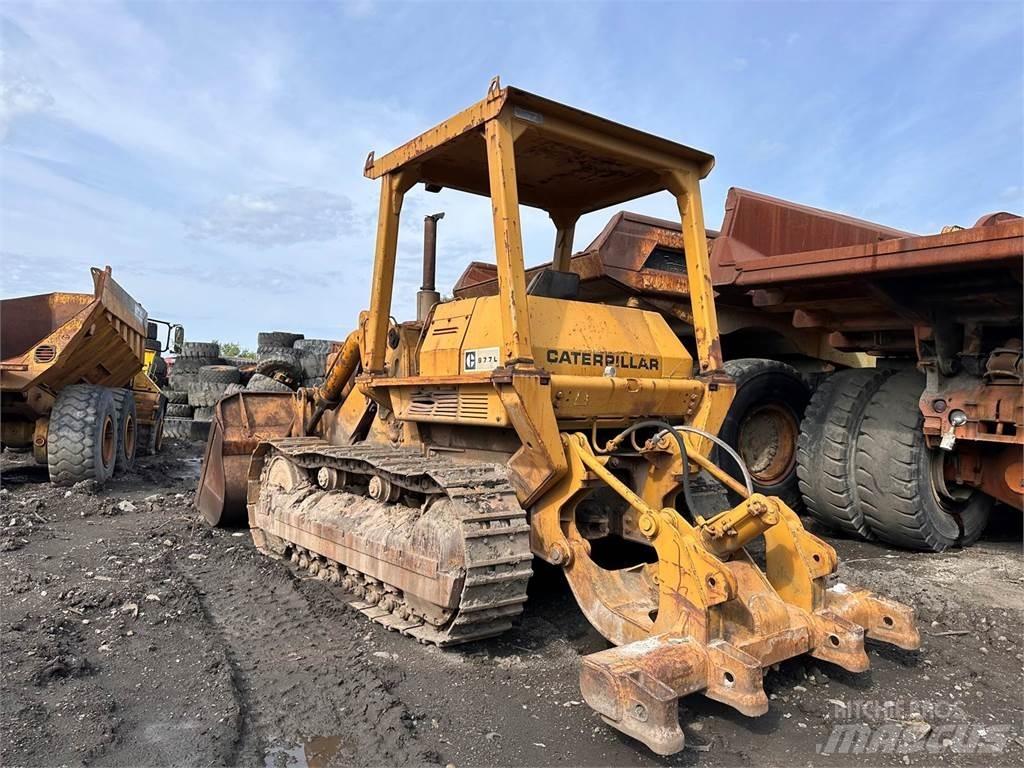 CAT 977 Crawler loaders
